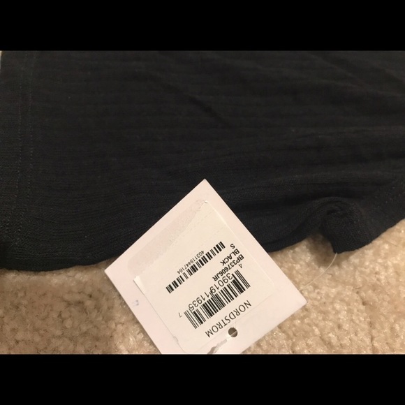 💜 2 for $12 High Neck Crop Top Ribbed Tank Size L - Picture 7 of 8